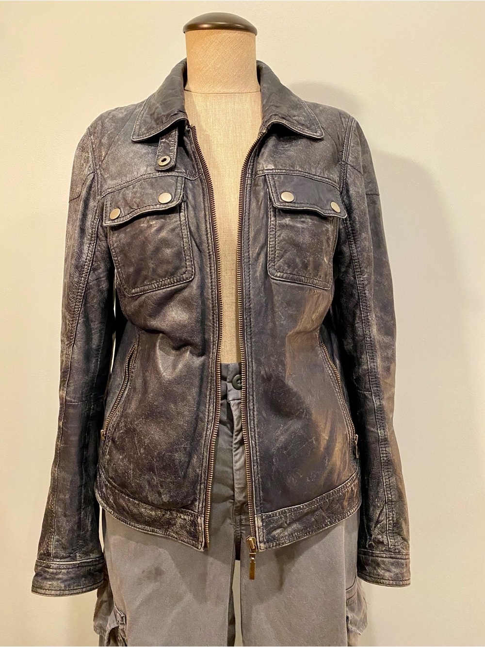 MacDouglas Womens Navy Distressed Leather Zip Jacket. Size S